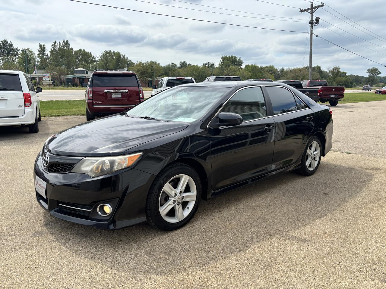 Toyota Camry SE 2012