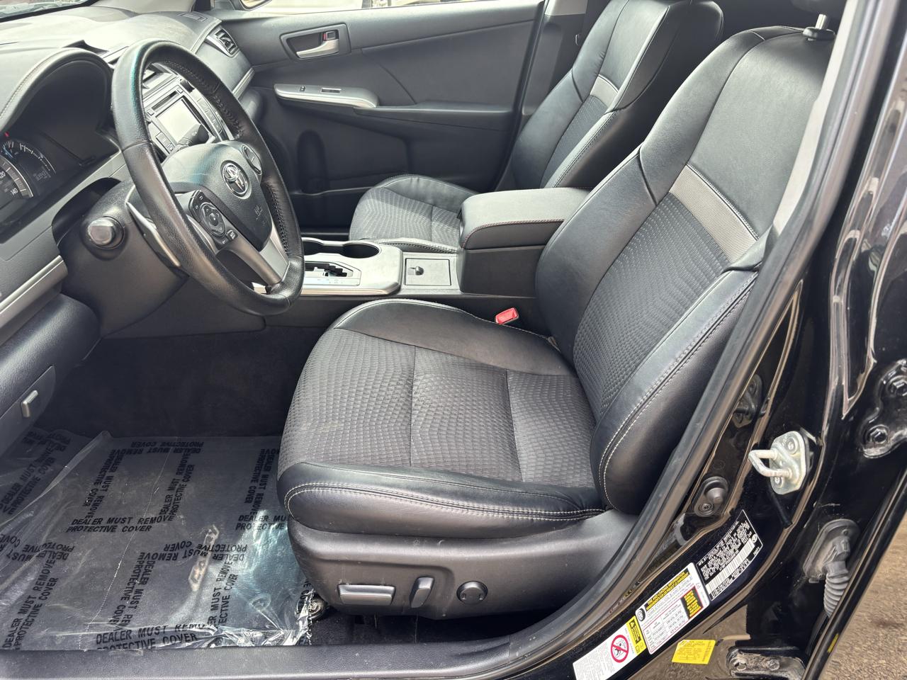 Toyota Camry SE 2012