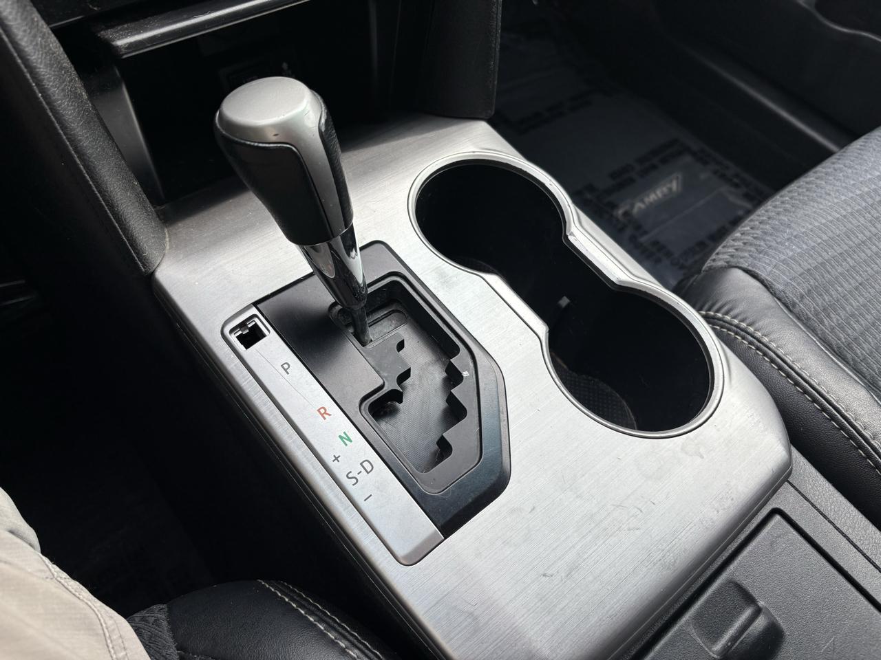 Toyota Camry SE 2012