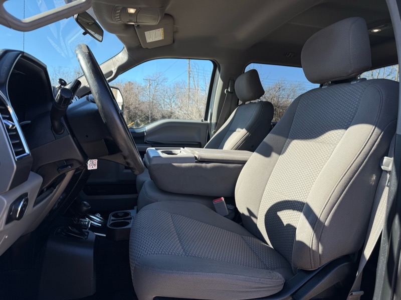 Ford F-350 SD XL Crew Cab Long Bed DRW 4WD 2017