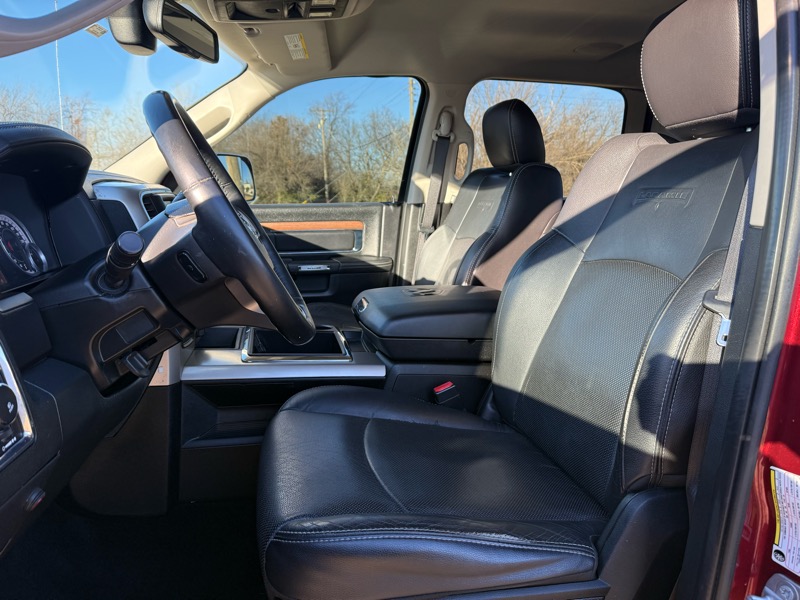 RAM 2500 Laramie Crew Cab SWB 4WD 2015