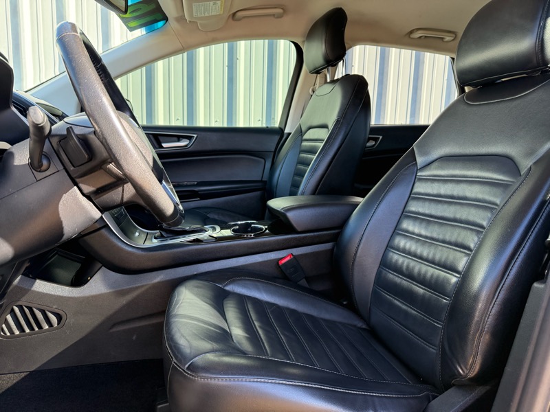 Ford Edge SEL FWD 2016