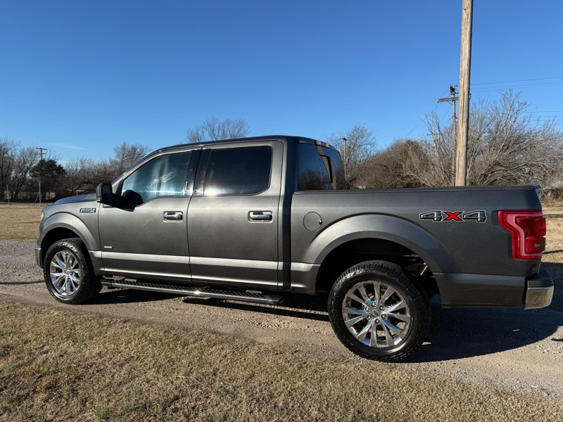 Ford F-150 XLT SuperCrew 5.5-ft. Bed 4WD 2015