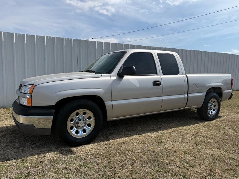 2004 Chevrolet Silverado 1500 Work Truck Ext. Cab Short Bed 2WD