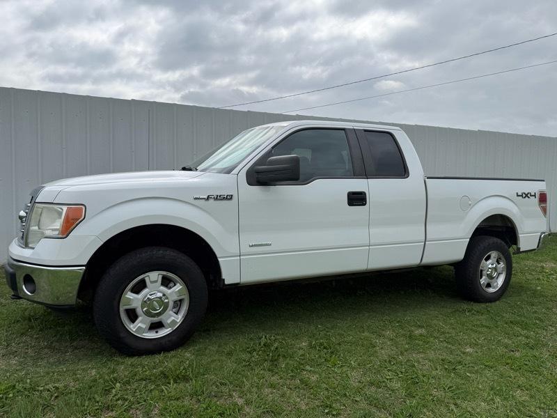 Ford F-150 XLT SuperCab 8-ft. Bed 4WD 2013