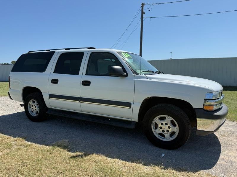 Chevrolet Suburban 1500 2WD 2004