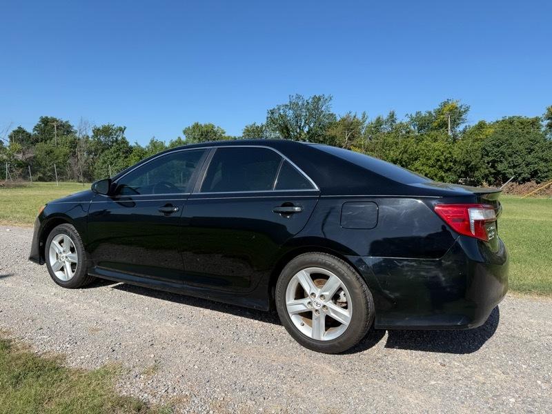 Toyota Camry SE 2012
