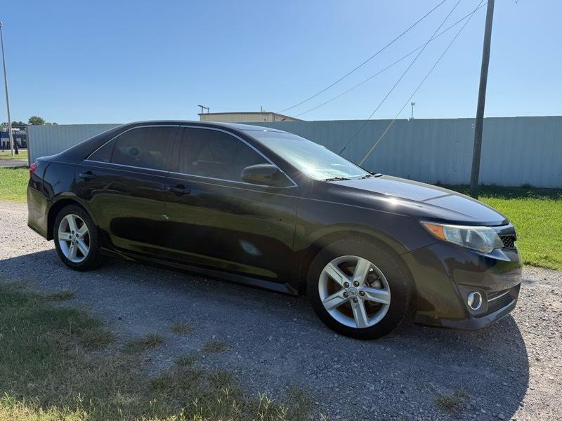 Toyota Camry SE 2012