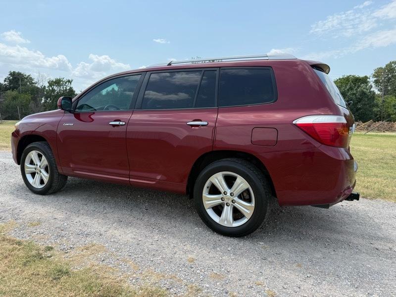 Toyota Highlander Limited 2WD 2009