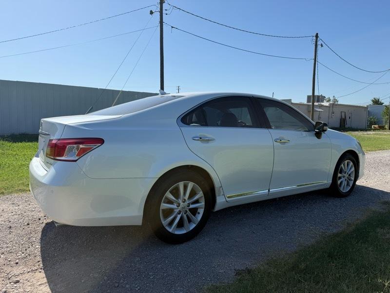 Lexus ES 350 Sedan 2010