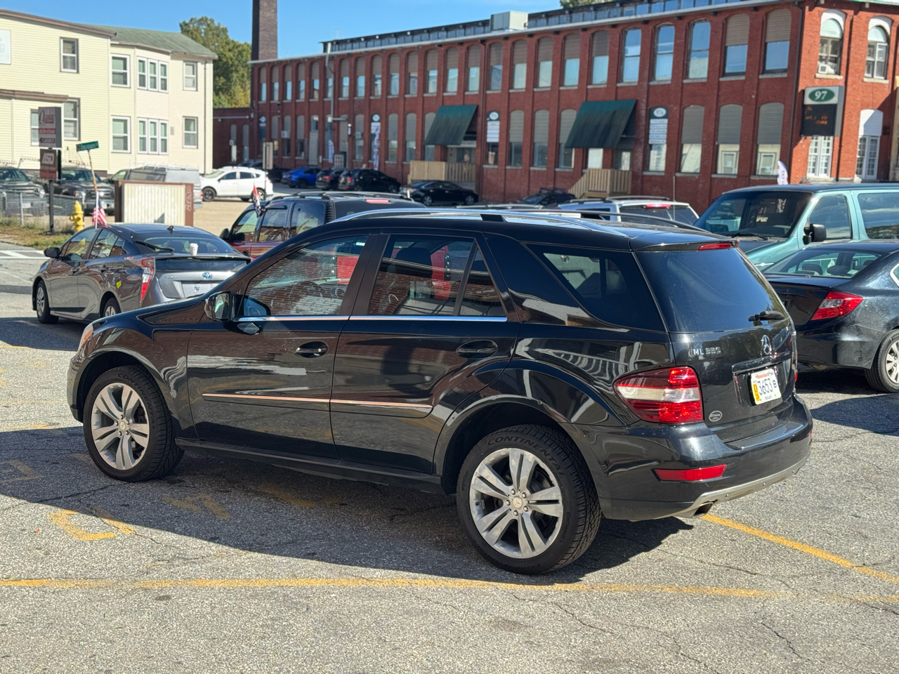 Mercedes-Benz M-Class ML350 4MATIC 2010 Mercedes-Benz M-Class ML350 4MATIC 2010