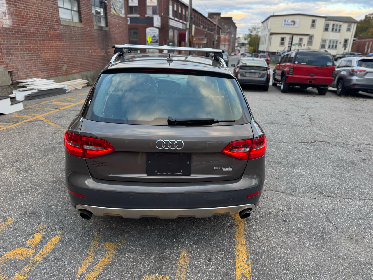 Audi allroad 2.0T Premium quattro Tiptronic 2014 Audi allroad 2.0T Premium quattro Tiptronic 2014