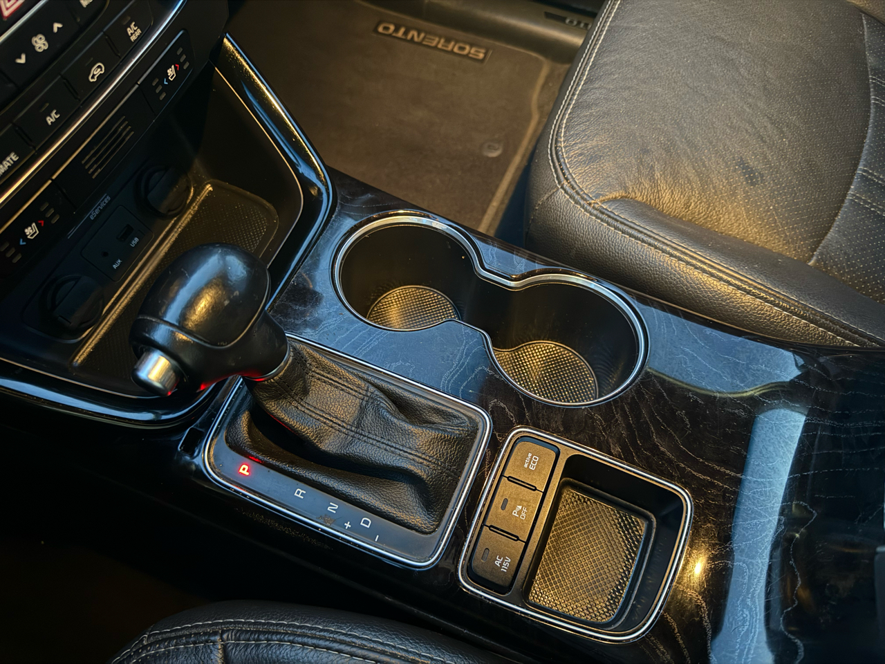 Kia Sorento SX V6 FWD 2015