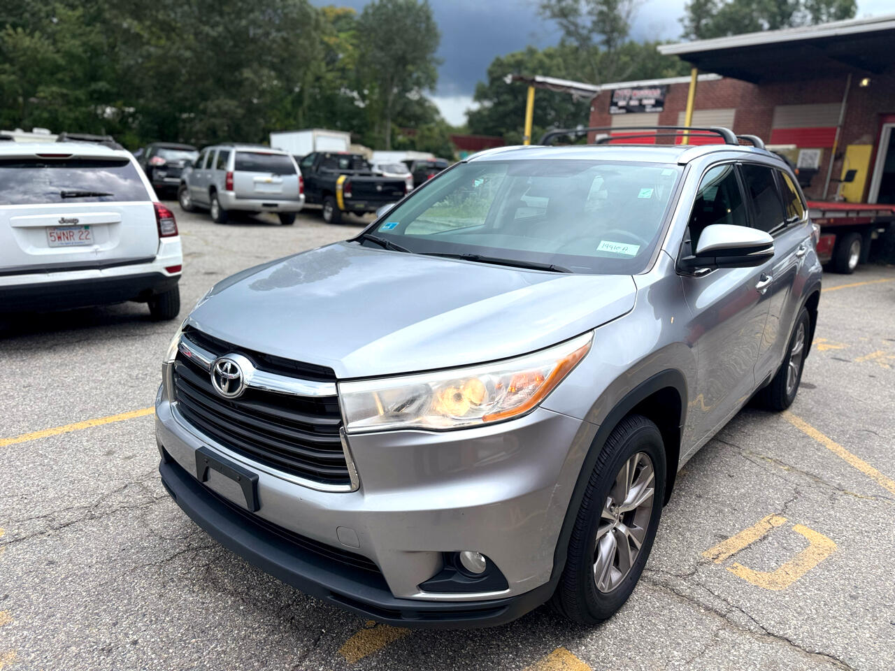 Toyota Highlander XLE AWD V6 2014 Toyota Highlander XLE AWD V6 2014