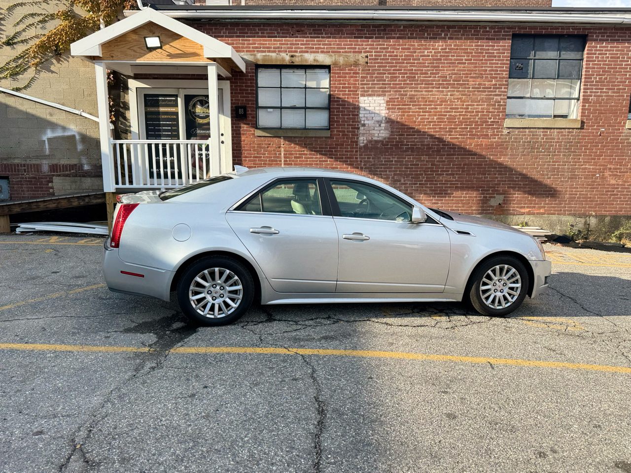 Cadillac CTS Luxury AWD 2013 Cadillac CTS Luxury AWD 2013