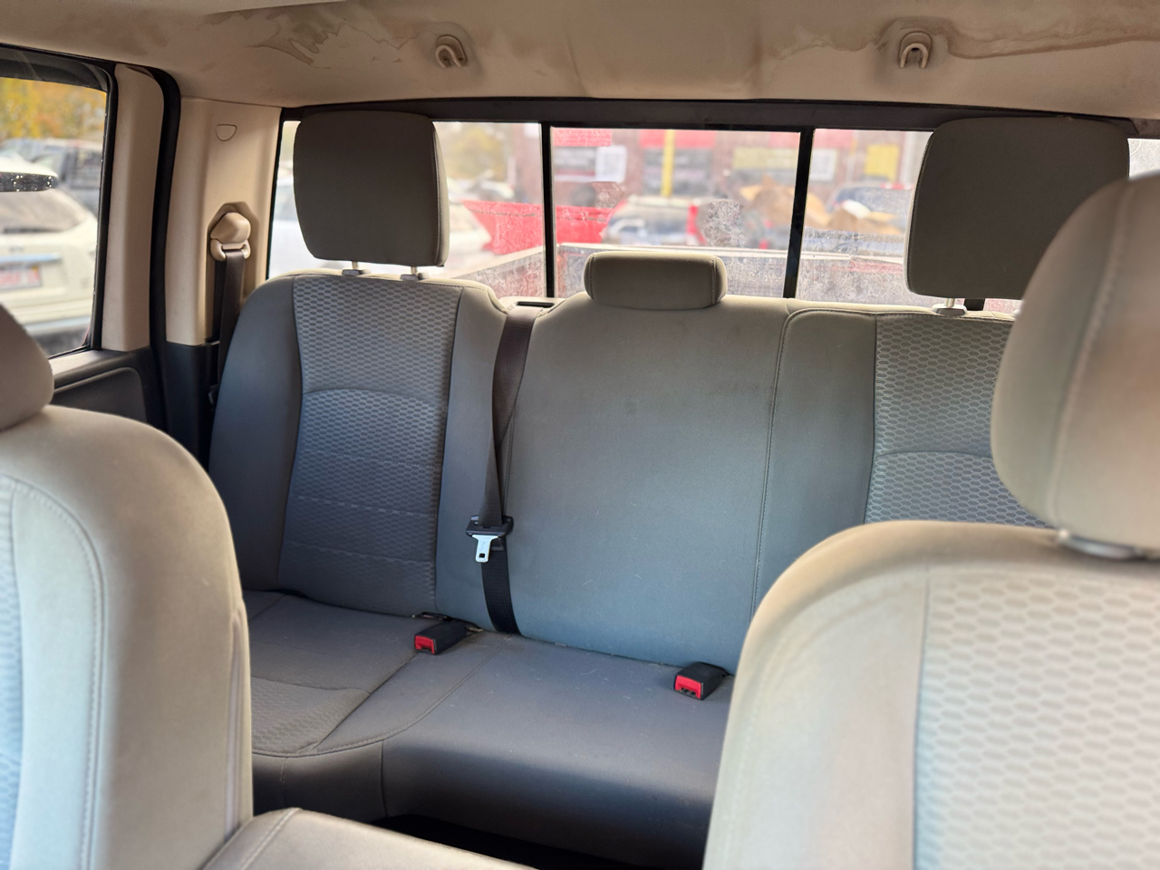 RAM 1500 SLT Quad Cab 4WD 2013 RAM 1500 SLT Quad Cab 4WD 2013