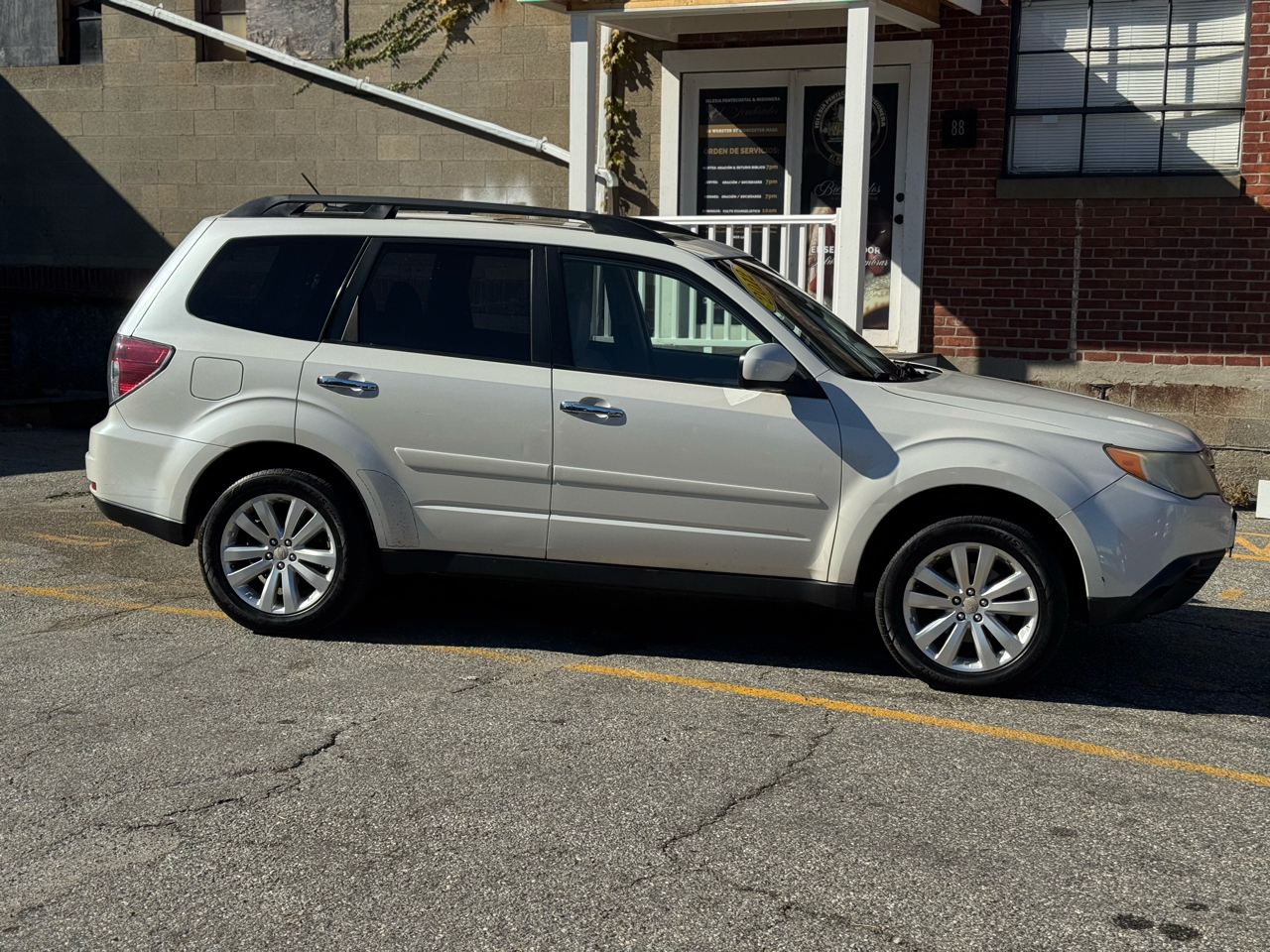 Subaru Forester 2.5X Premium 2012 Subaru Forester 2.5X Premium 2012