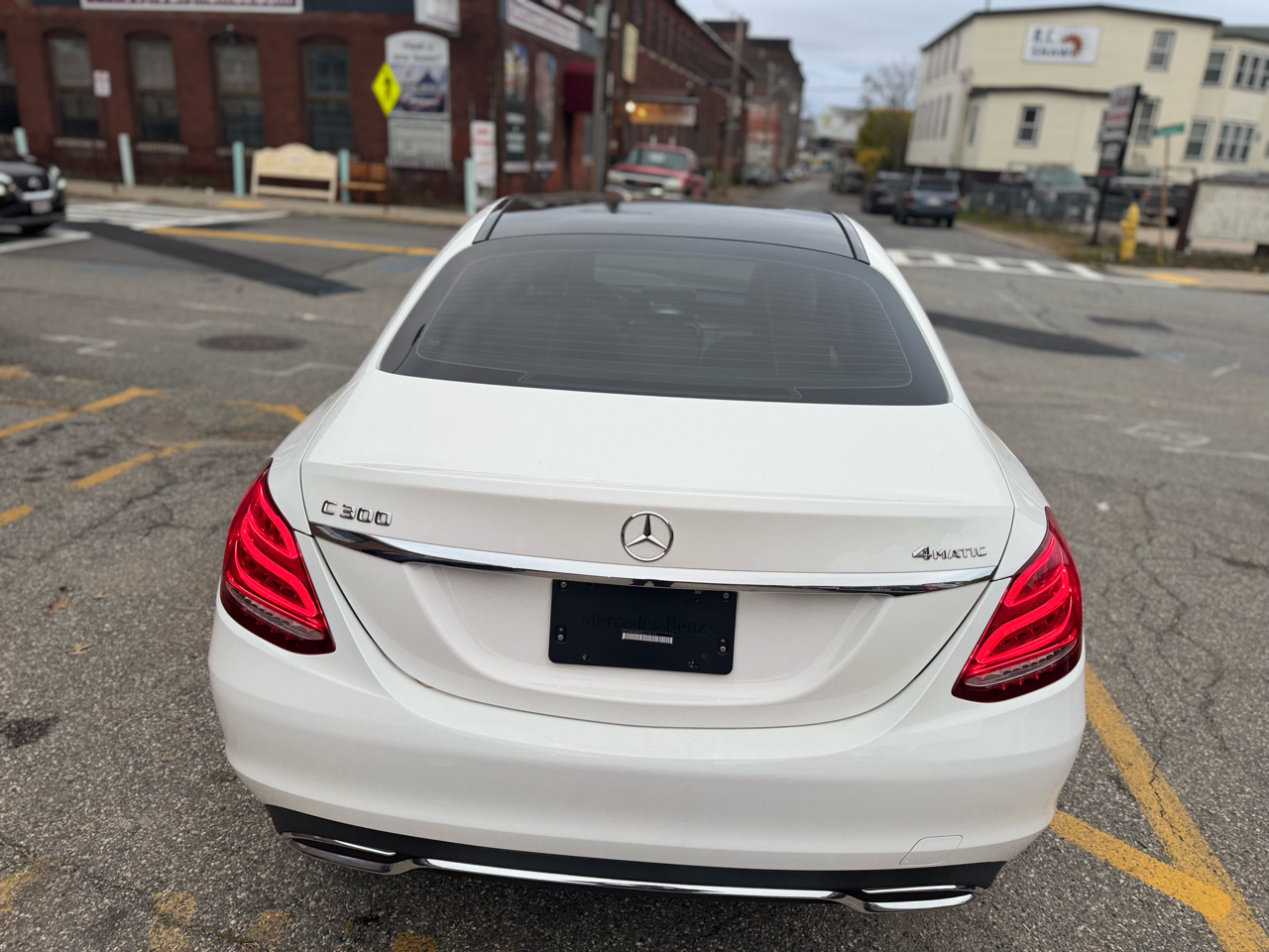 Mercedes-Benz C-Class C300 4MATIC Sedan 2016 Mercedes-Benz C-Class C300 4MATIC Sedan 2016