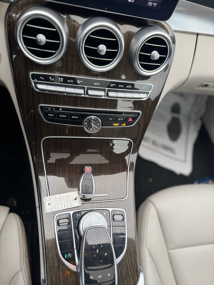 Mercedes-Benz C-Class C300 4MATIC Sedan 2016 Mercedes-Benz C-Class C300 4MATIC Sedan 2016