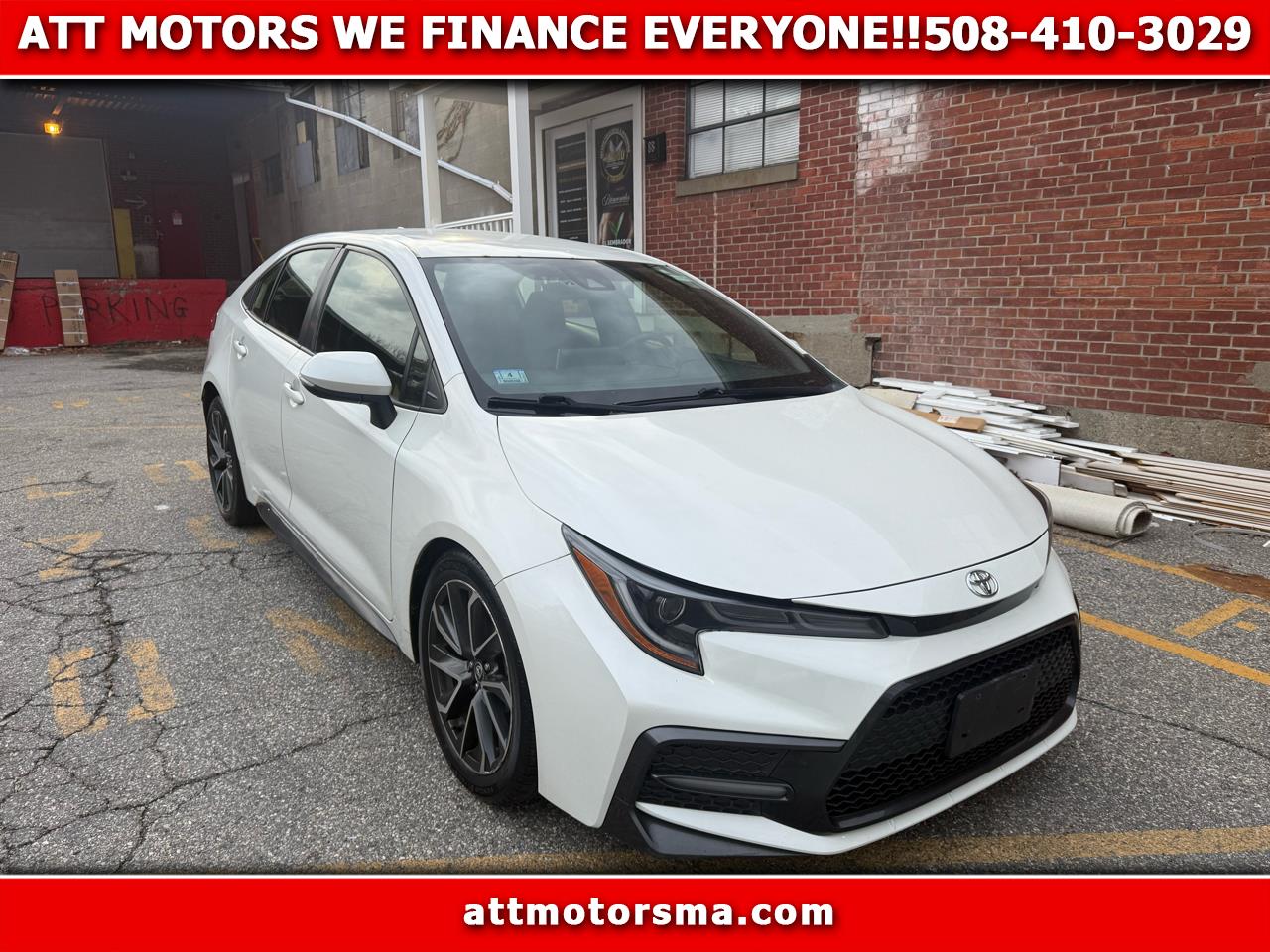 2020 Toyota Corolla SE's photo