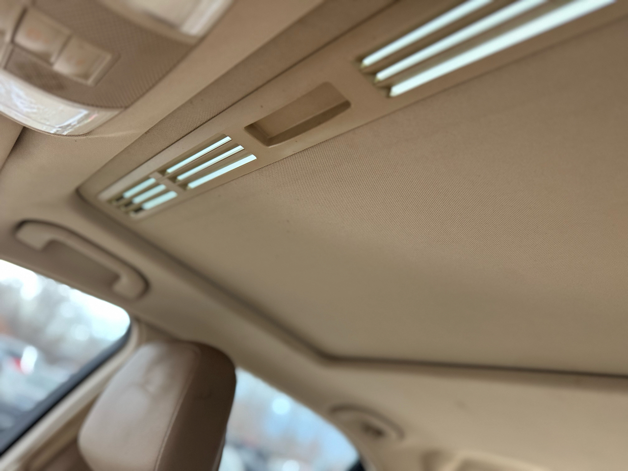 Mercedes-Benz C-Class C300 4MATIC Luxury Sedan 2011