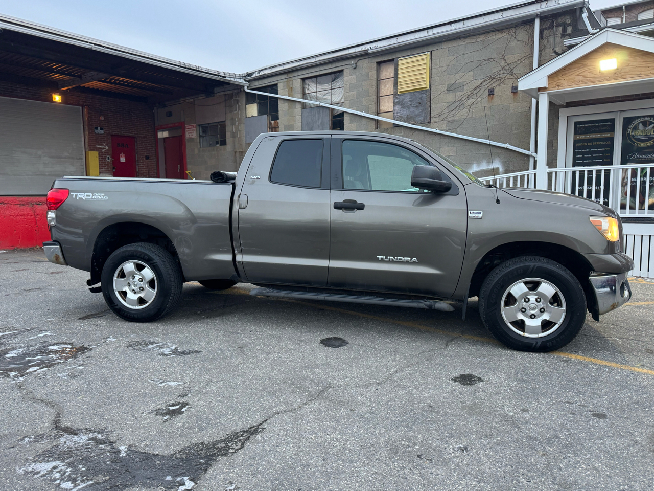 Toyota Tundra SR5 4.7L Double Cab 4WD 2007