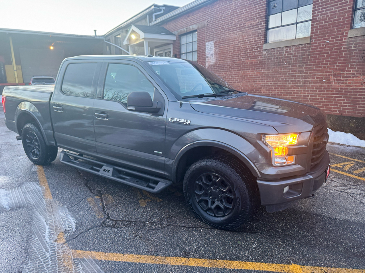 Ford F-150 SuperCrew 4WD 2016