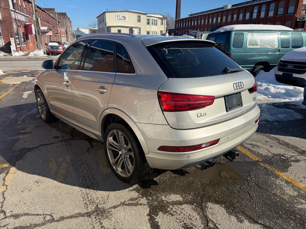 Audi Q3 2.0T quattro Premium Plus 2016