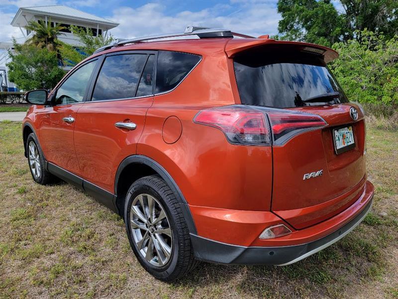 Toyota RAV4 Limited FWD 2016