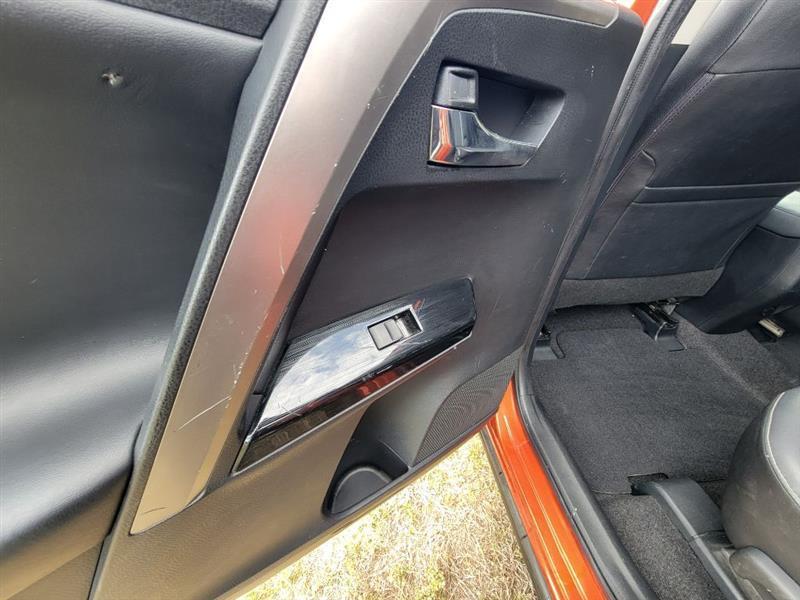 Toyota RAV4 Limited FWD 2016