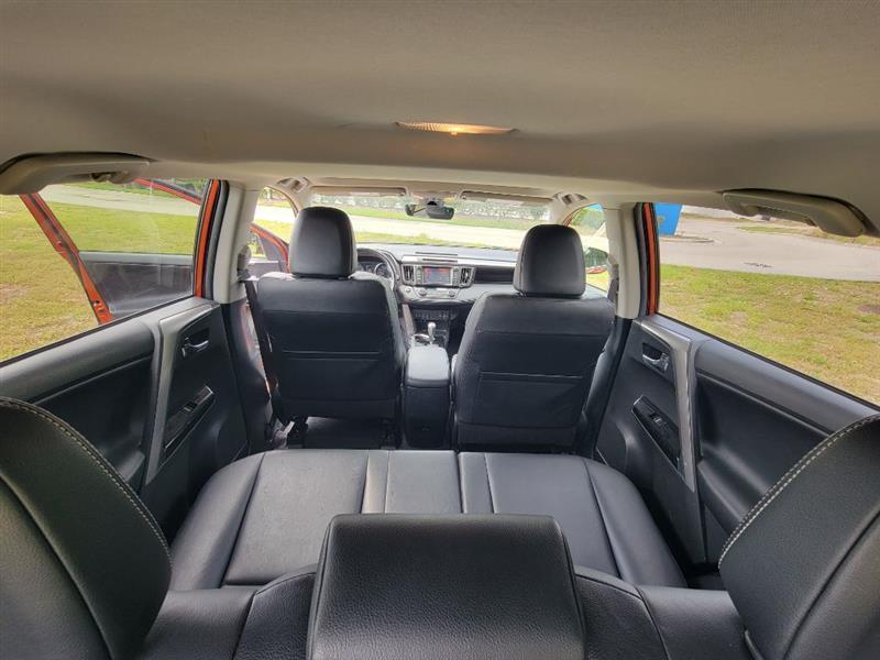 Toyota RAV4 Limited FWD 2016