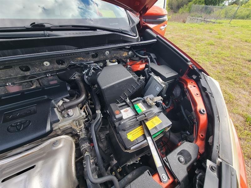 Toyota RAV4 Limited FWD 2016