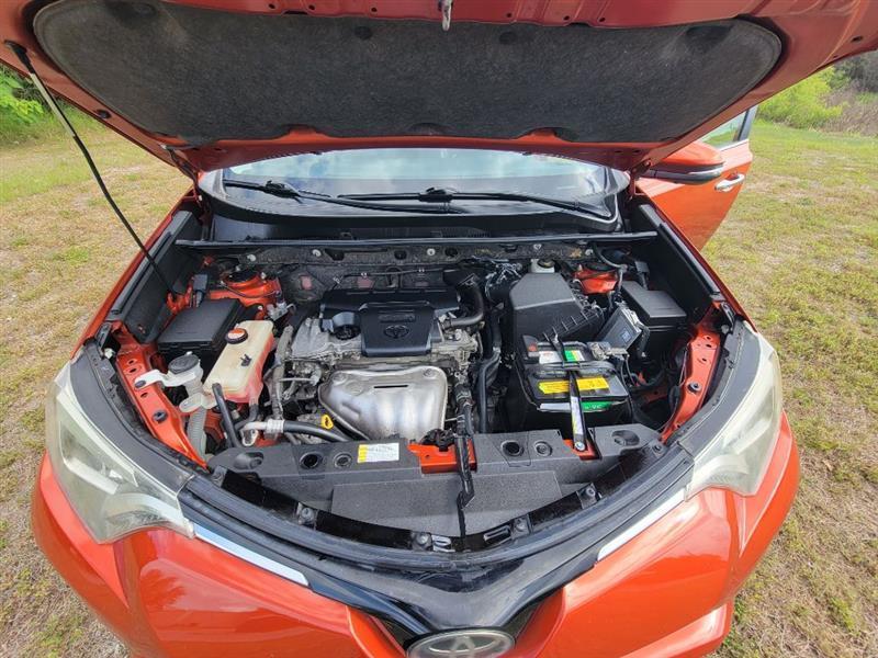 Toyota RAV4 Limited FWD 2016