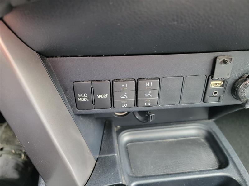 Toyota RAV4 Limited FWD 2016