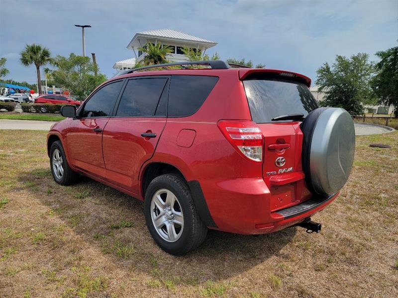 Toyota RAV4 Base I4 2WD 2009