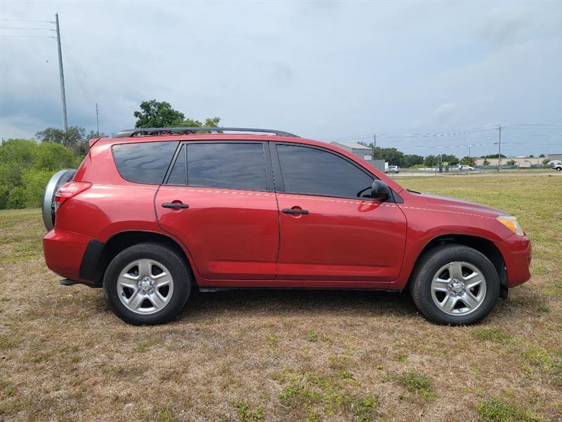 Toyota RAV4 Base I4 2WD 2009