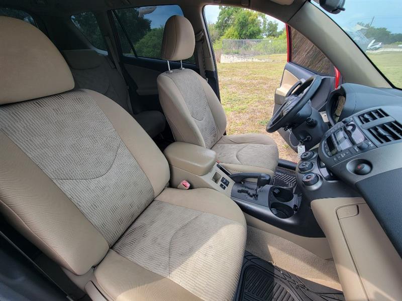 Toyota RAV4 Base I4 2WD 2009