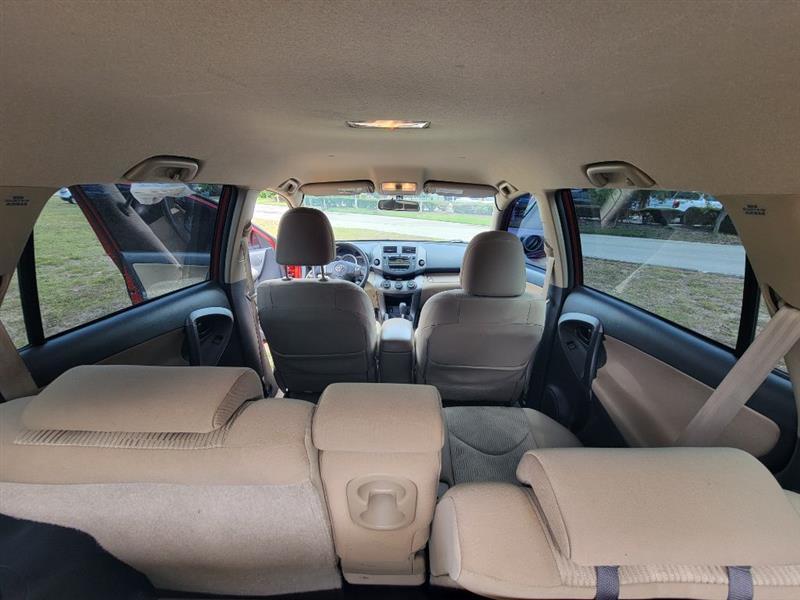 Toyota RAV4 Base I4 2WD 2009