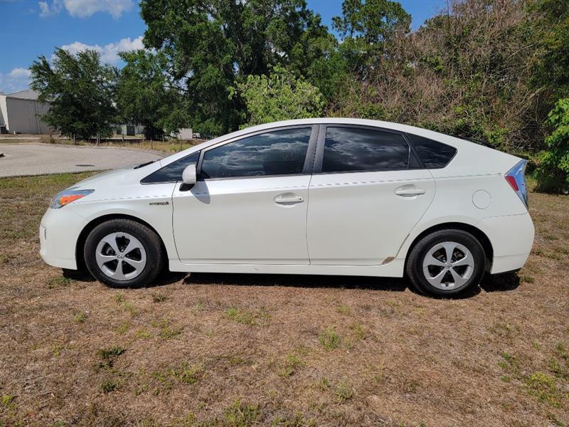 Toyota Prius Four 2015