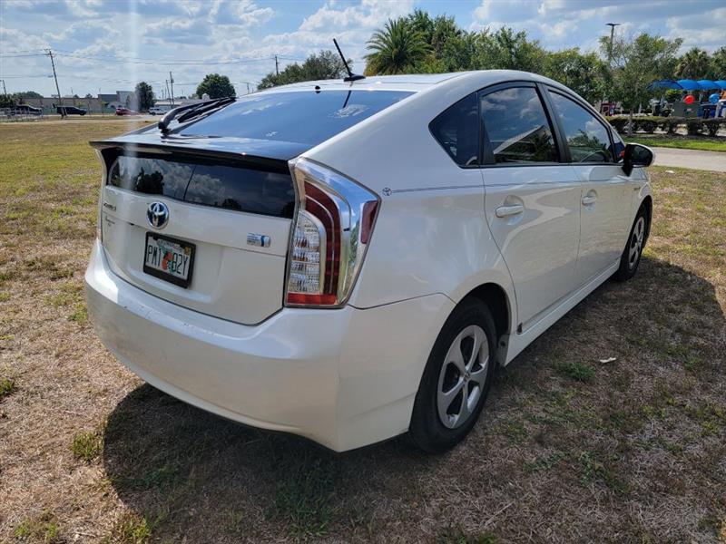 Toyota Prius Four 2015