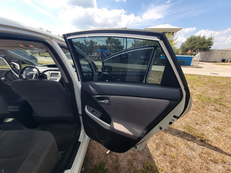 Toyota Prius Four 2015