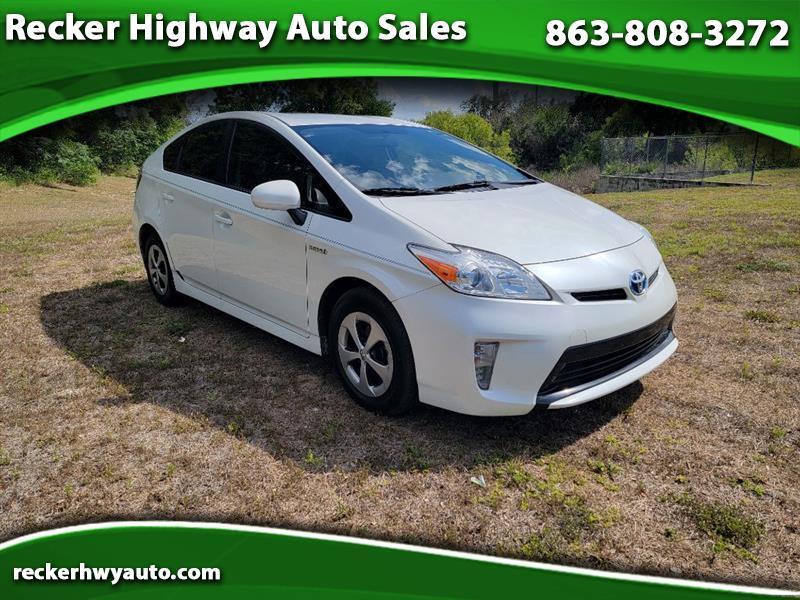Toyota Prius Four 2015