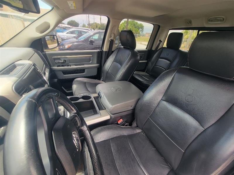 RAM 1500 SLT Crew Cab SWB 2WD 2015