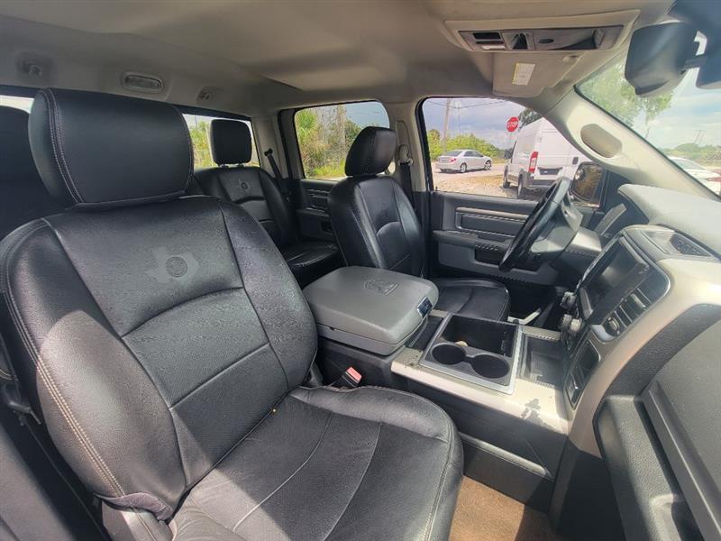 RAM 1500 SLT Crew Cab SWB 2WD 2015