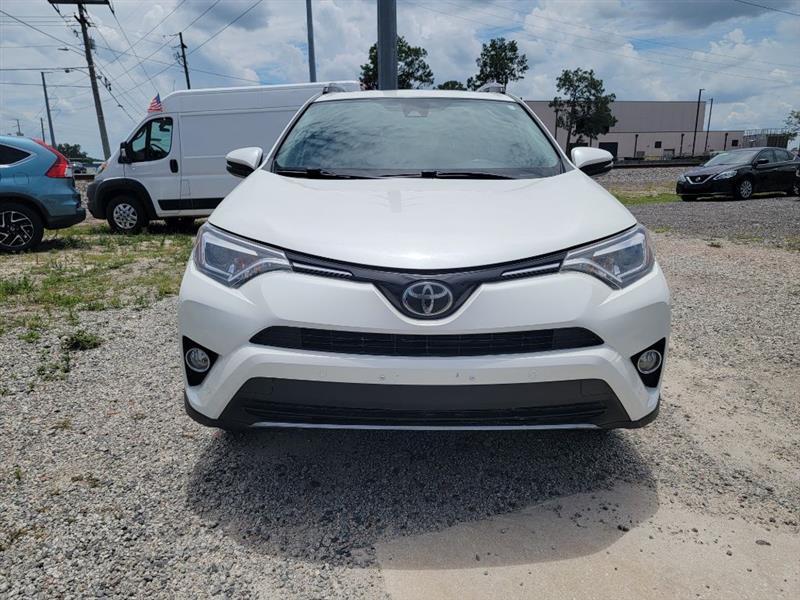 Toyota RAV4 Limited AWD 2017