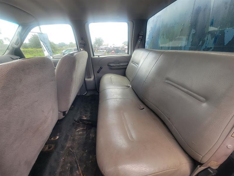 Ford F750  2000