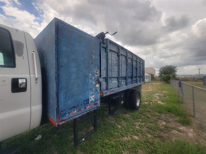 Ford F750  2000
