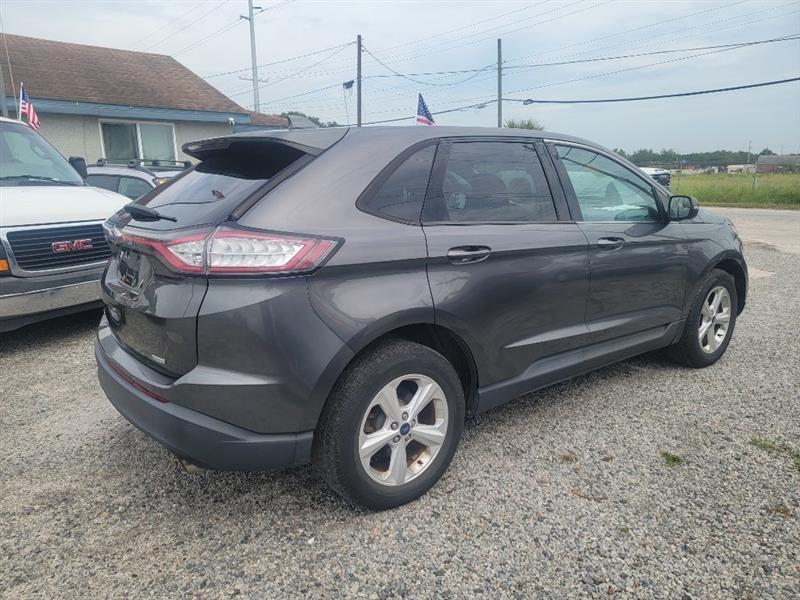 Ford Edge SE FWD 2018