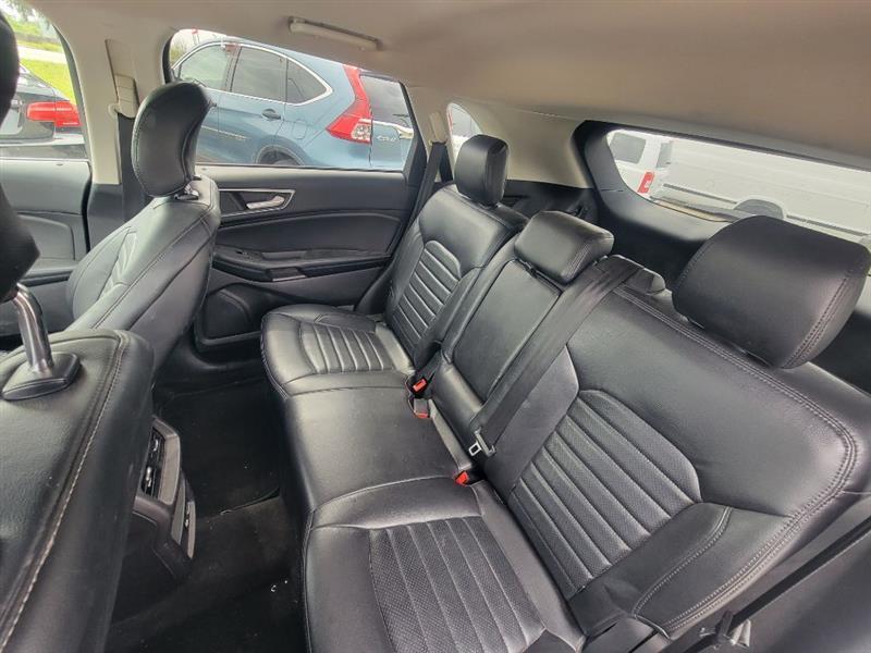 Ford Edge SE FWD 2018