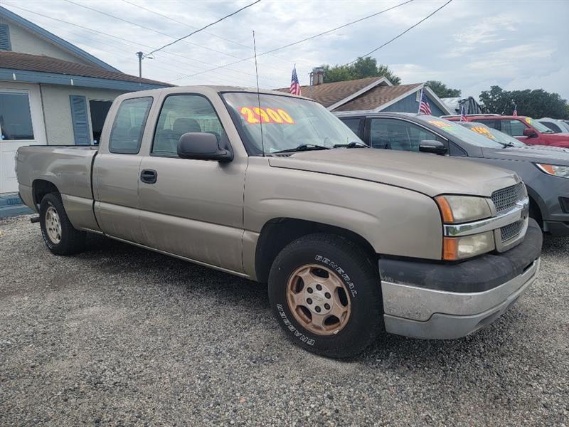 Chevrolet Silverado 1500 Ext. Cab Short Bed 2WD 2003